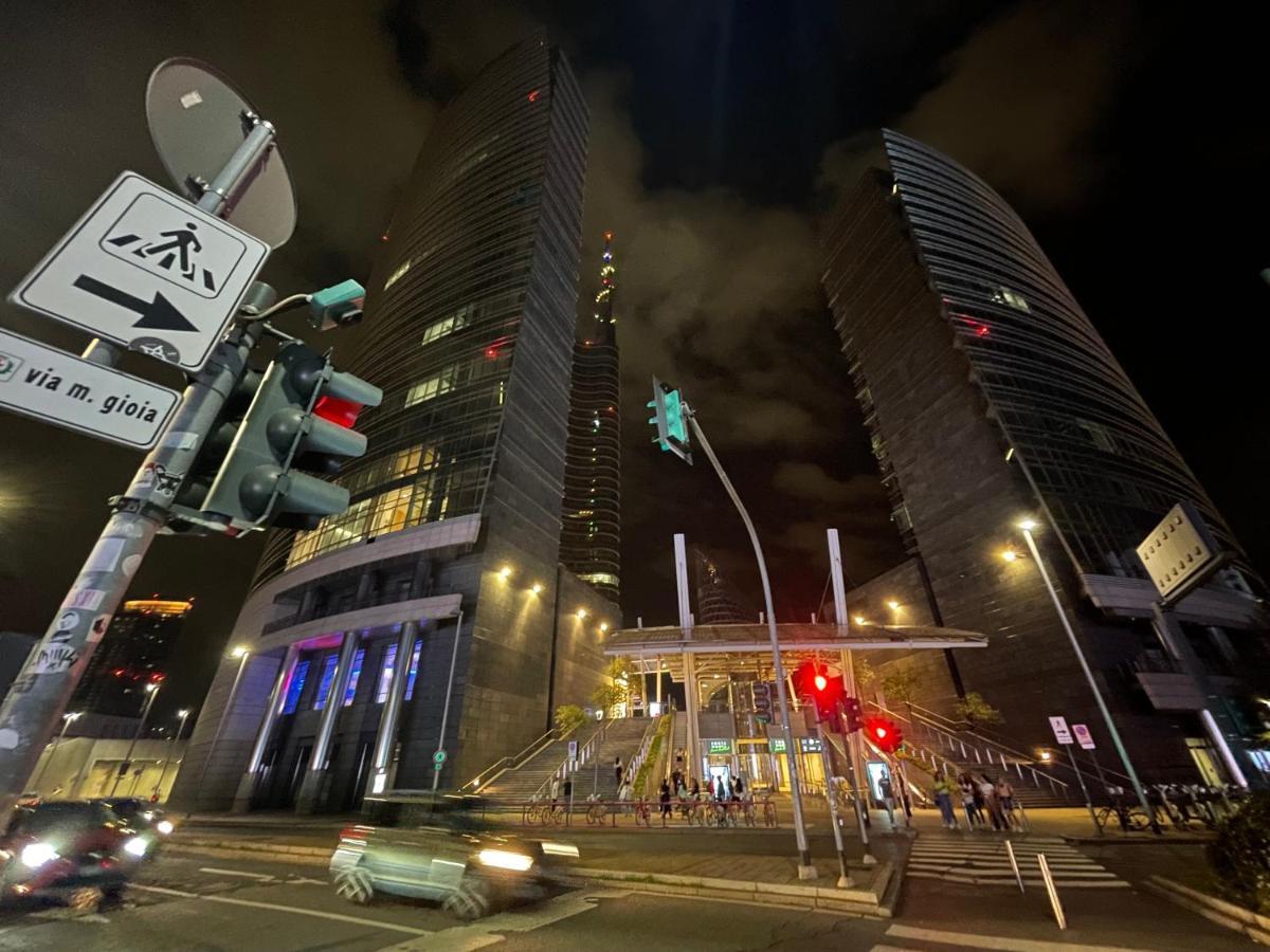 Regina By The Blue Twins Apartments Milano Exterior photo