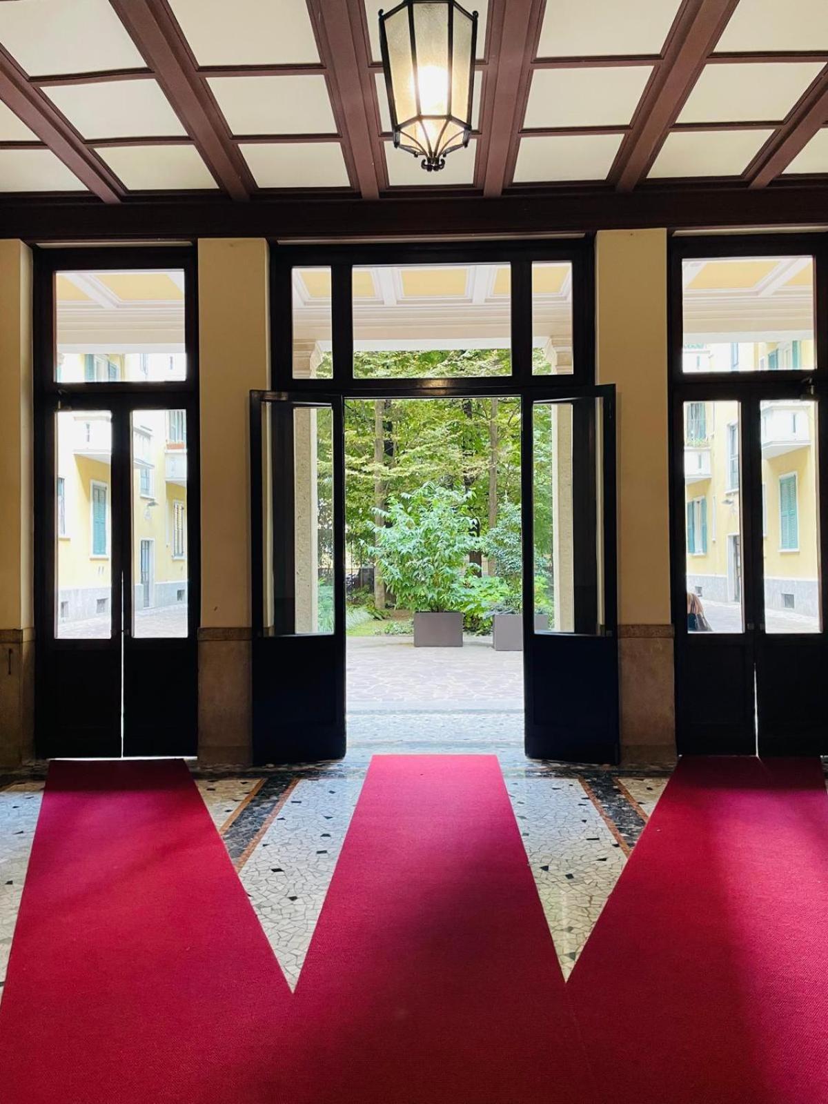 Regina By The Blue Twins Apartments Milano Exterior photo